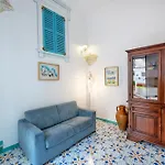 Amalfi Un Po\'...