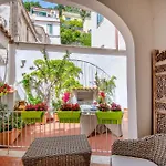 Amalfi Un Po\'...