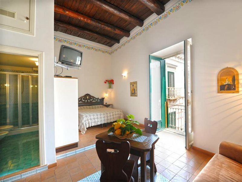 Apartment Un Po'... *